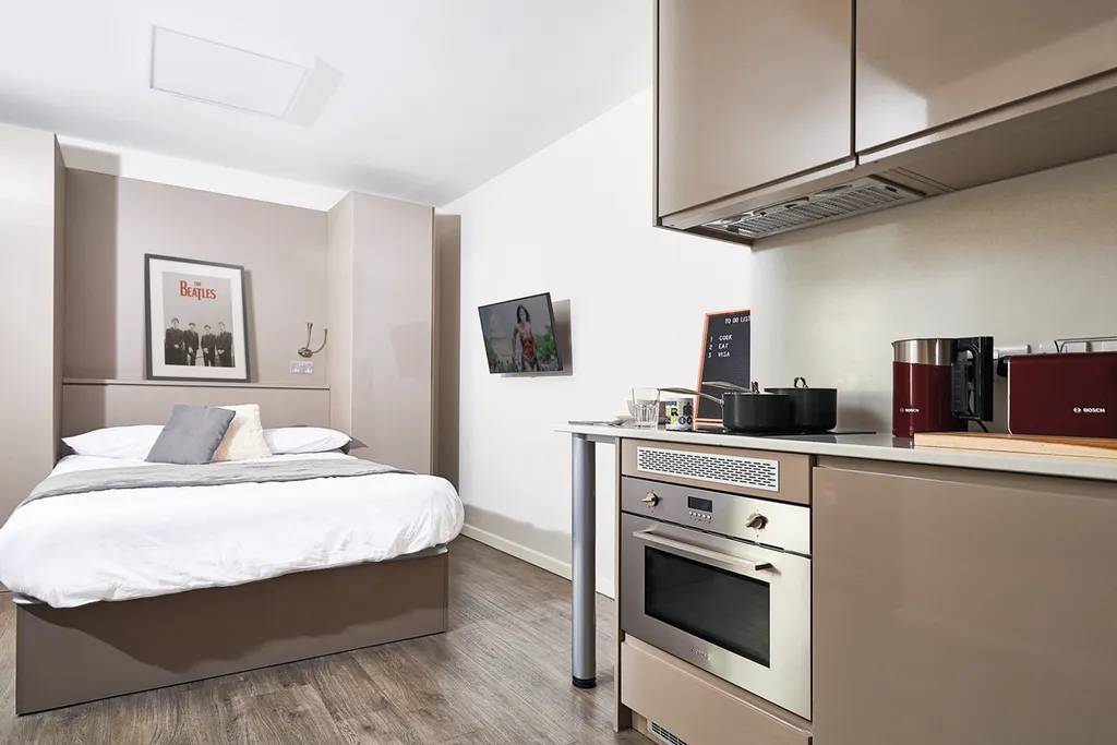 Londonist | Classic Studio