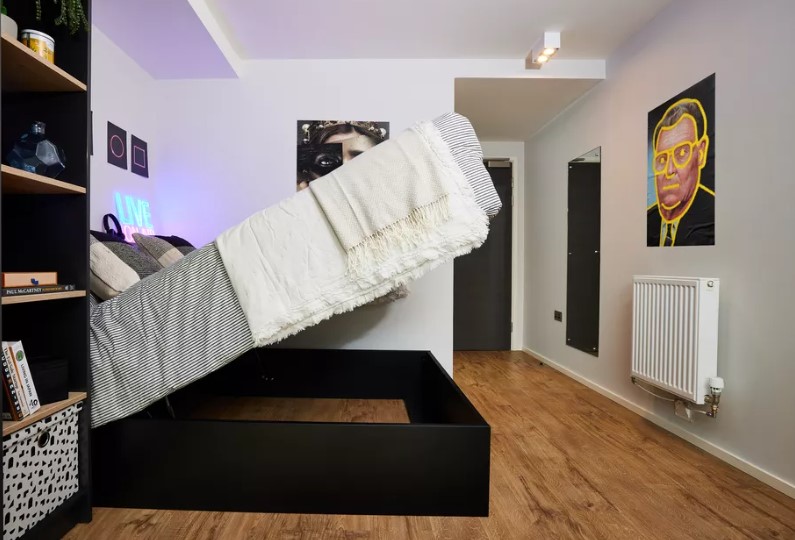 Londonist | Classic Plus Studio