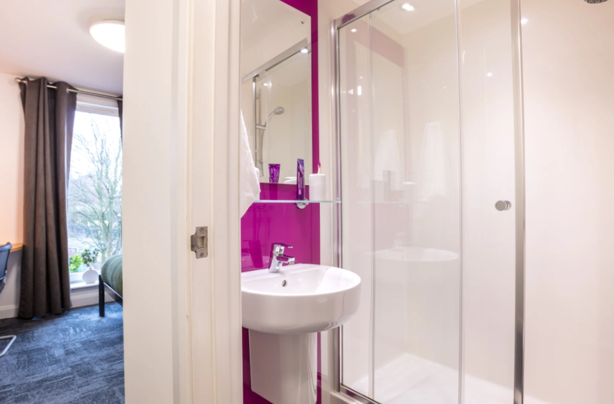 Londonist | Standard En-Suite