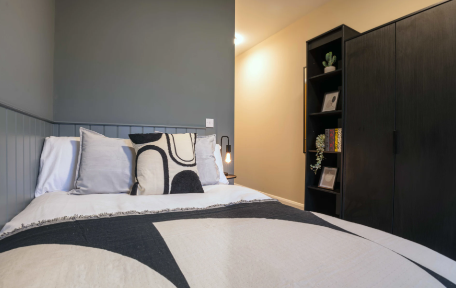 Property Image 0